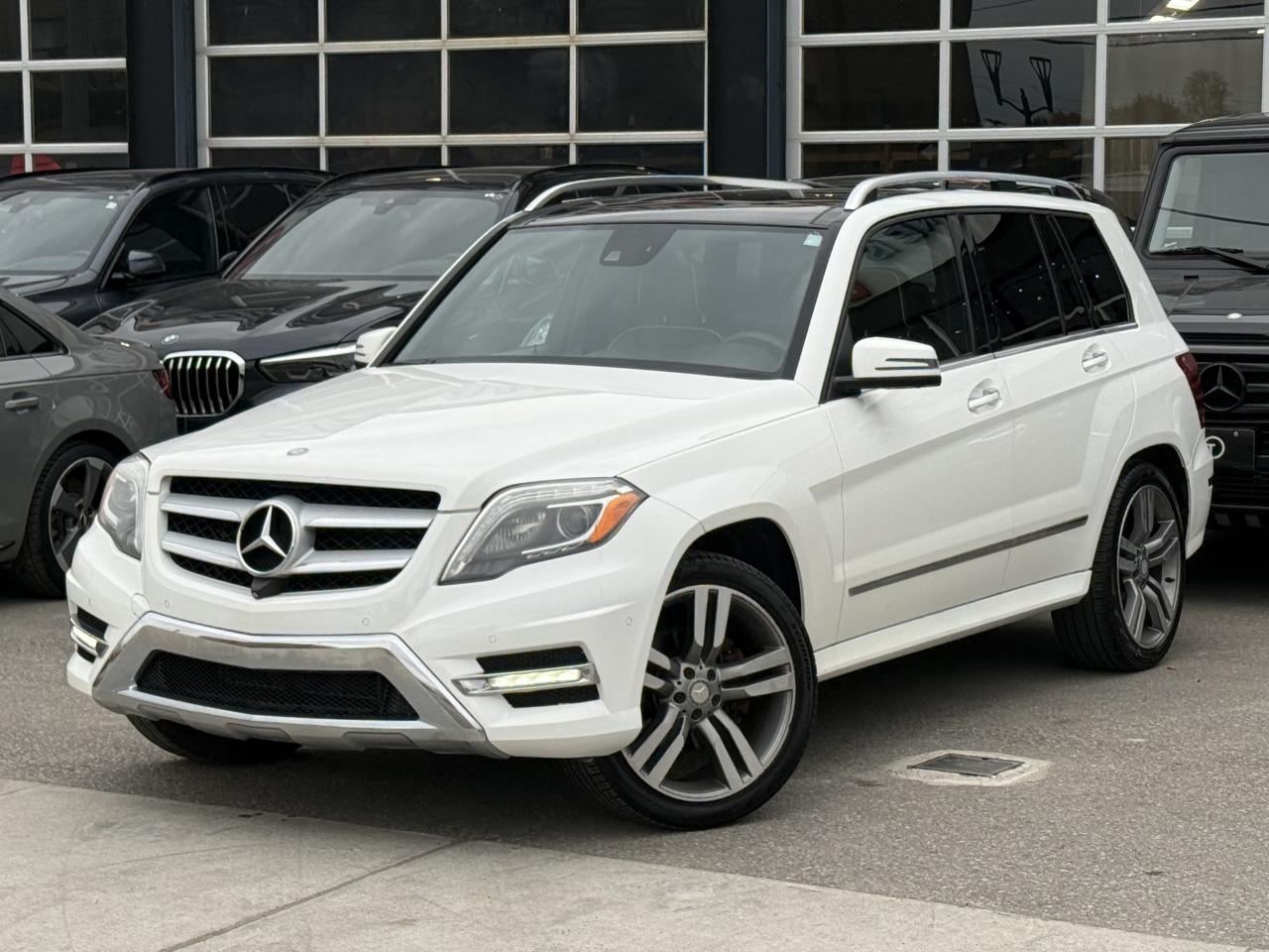 2014 Mercedes-Benz GLK-Class 350 //AMG PKG |  LEATHER PKG | 360 CAMERA | PANO Photo4
