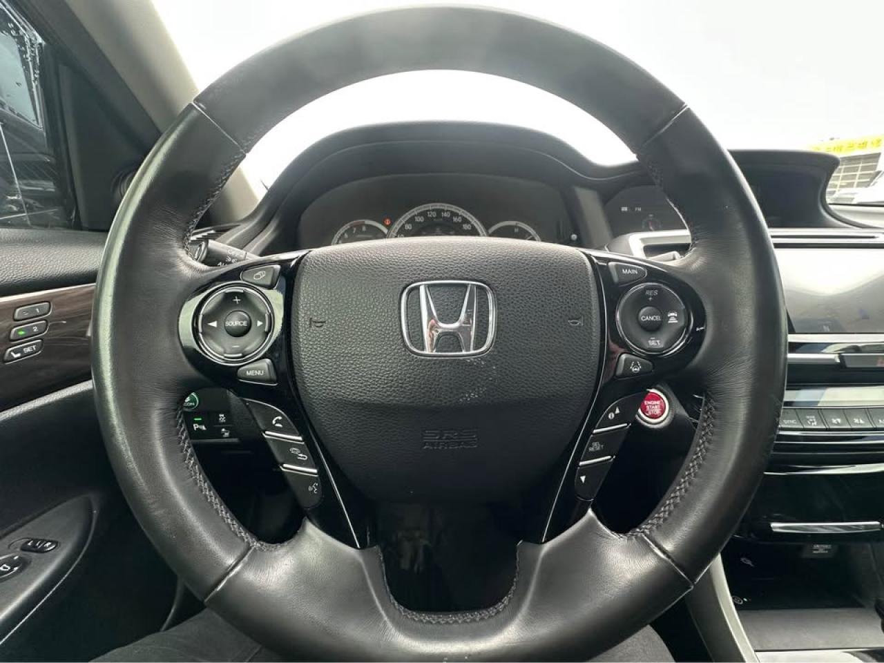 2017 Honda Accord Touring V6 Photo