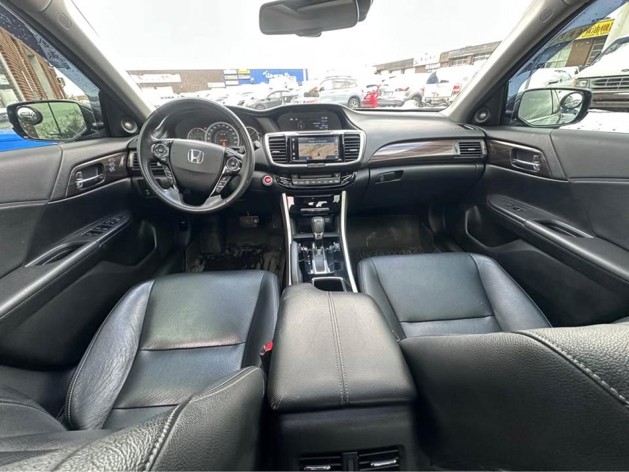 2017 Honda Accord Touring V6 Photo