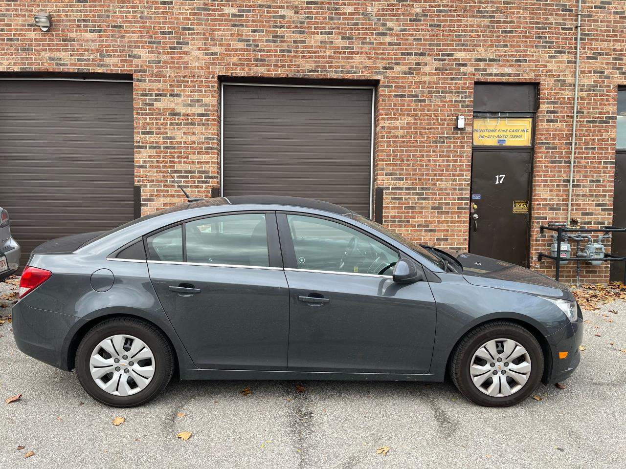 2013 Chevrolet Cruze LT - Photo #3