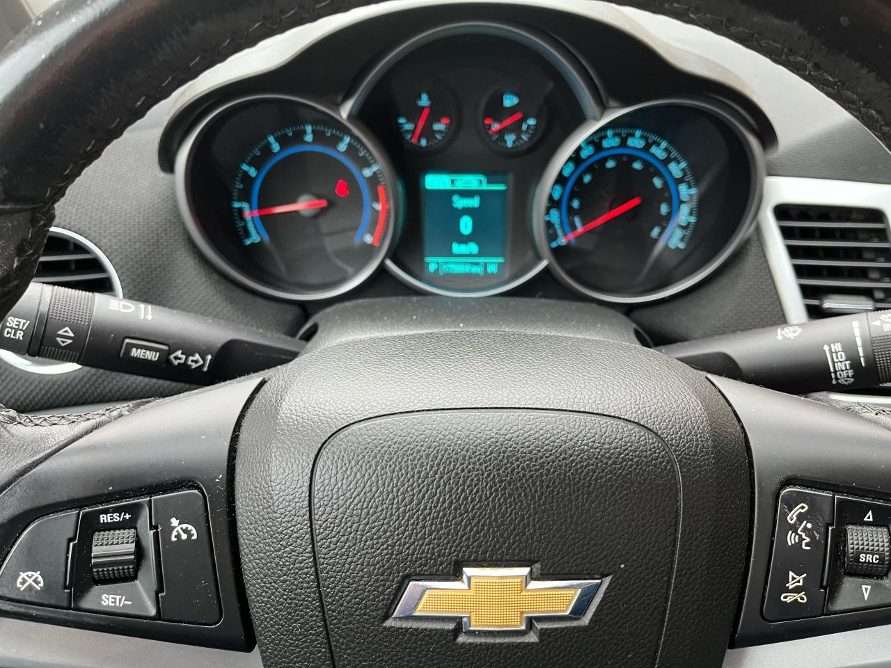 2013 Chevrolet Cruze LT - Photo #12