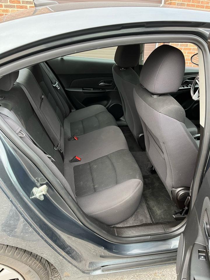 2013 Chevrolet Cruze LT - Photo #11