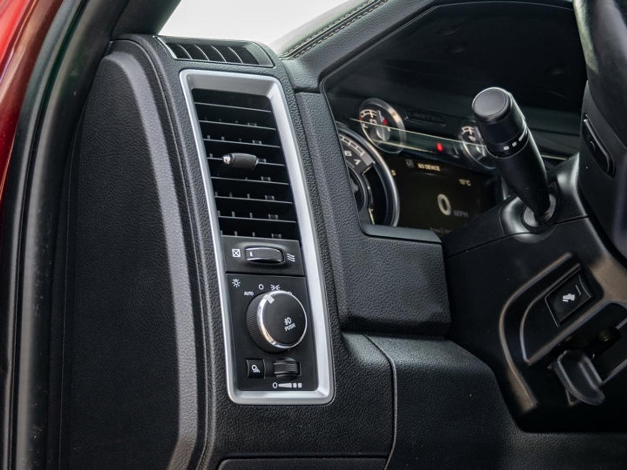 2017 RAM 1500 Limited Photo