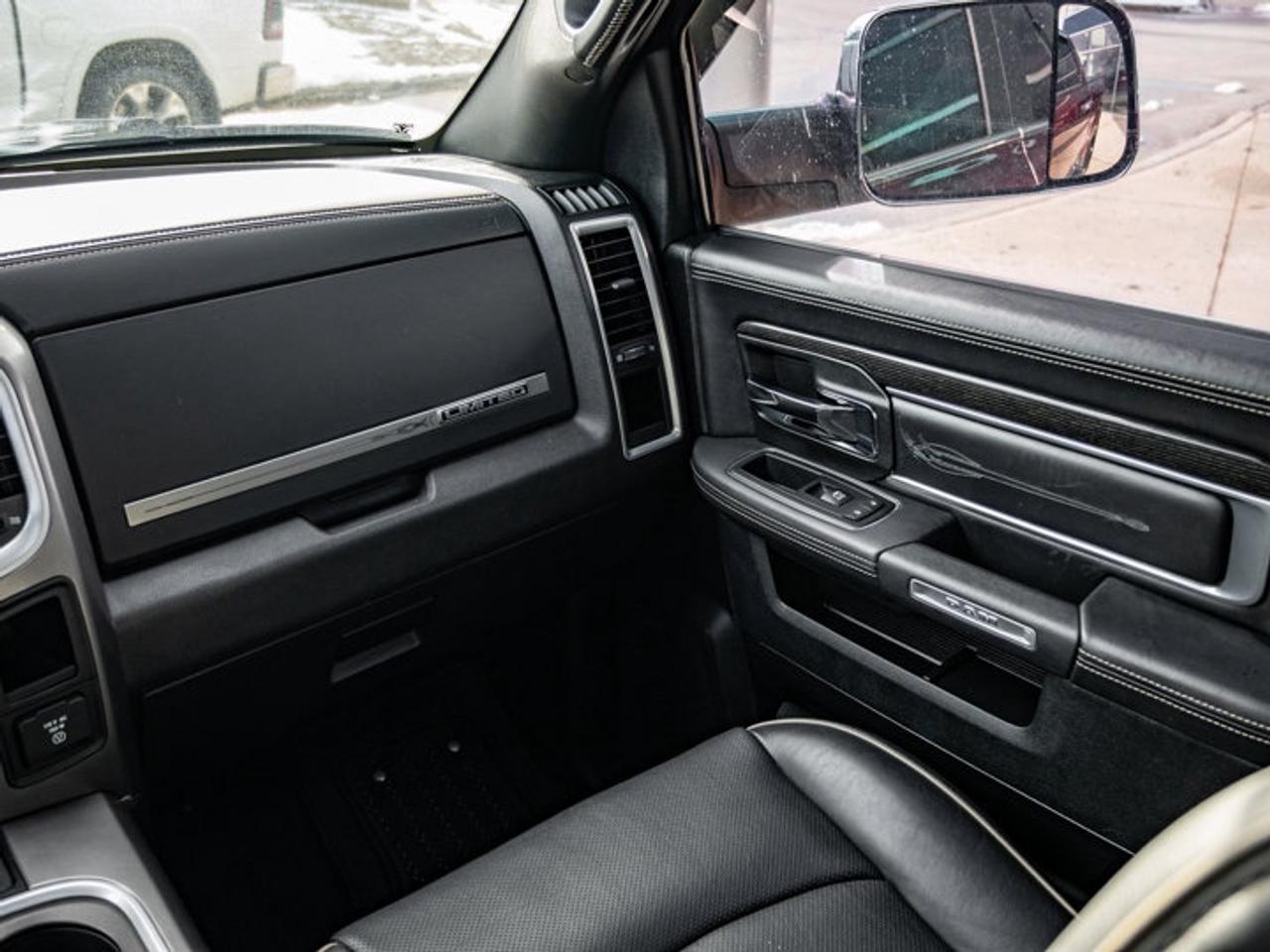 2017 RAM 1500 Limited Photo