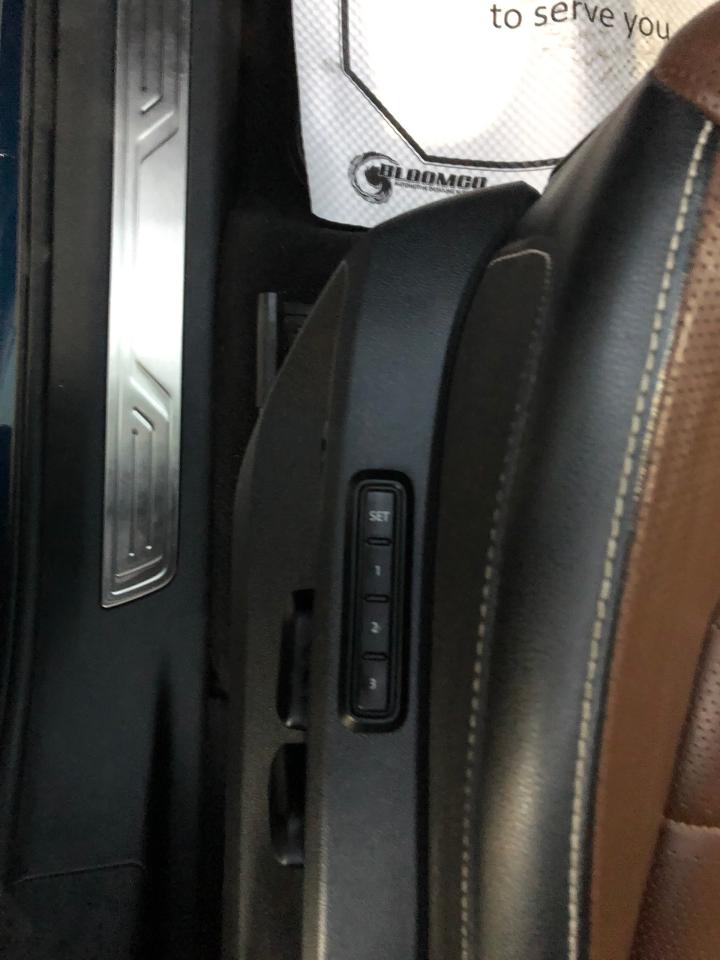 2022 Volkswagen Atlas Execline R - Photo #16