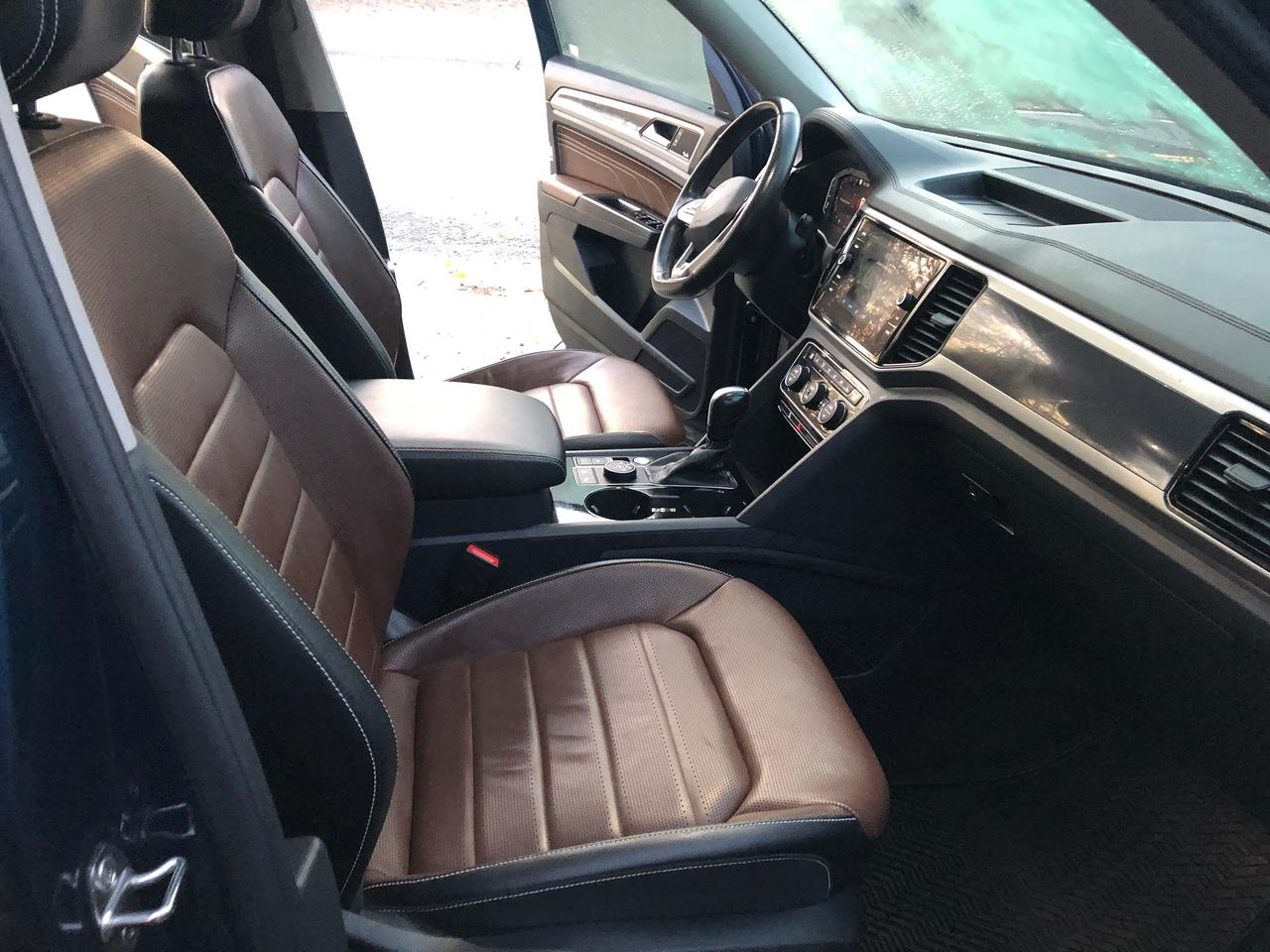 2022 Volkswagen Atlas Execline R Photo