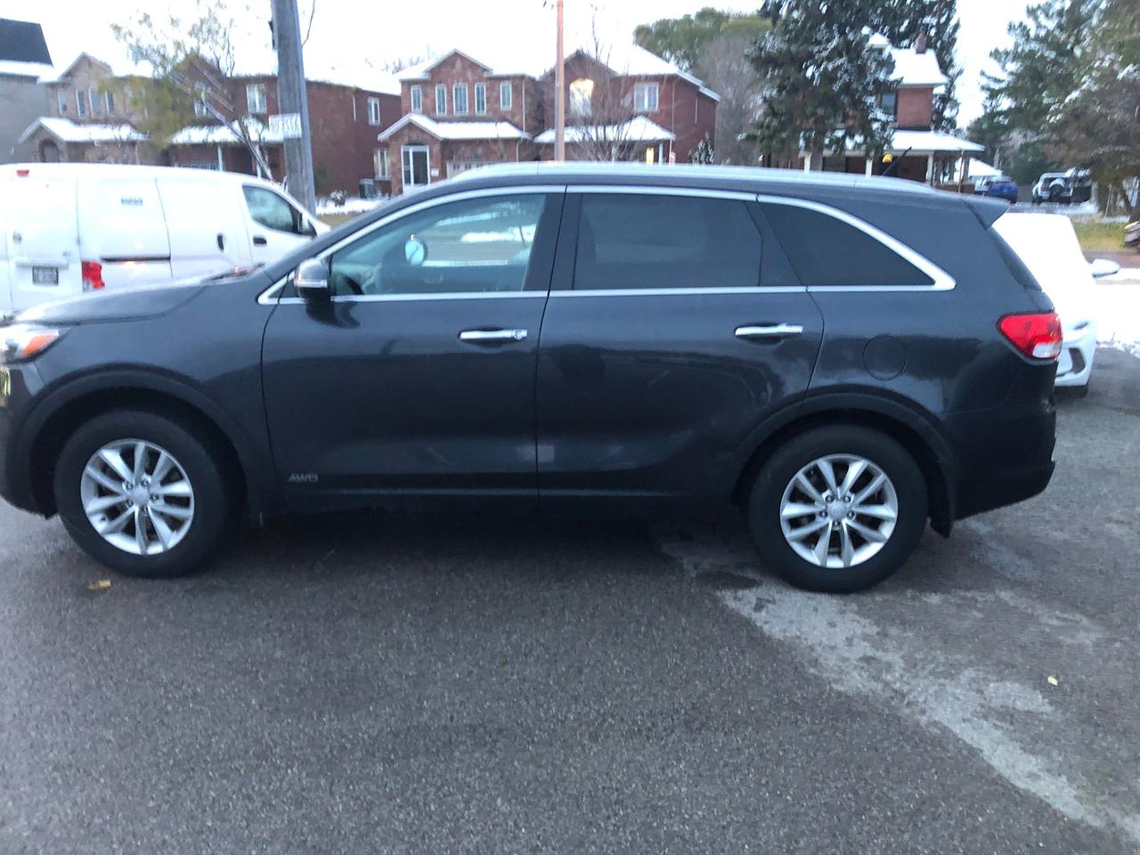 2018 Kia Sorento LX AWD - Photo #8