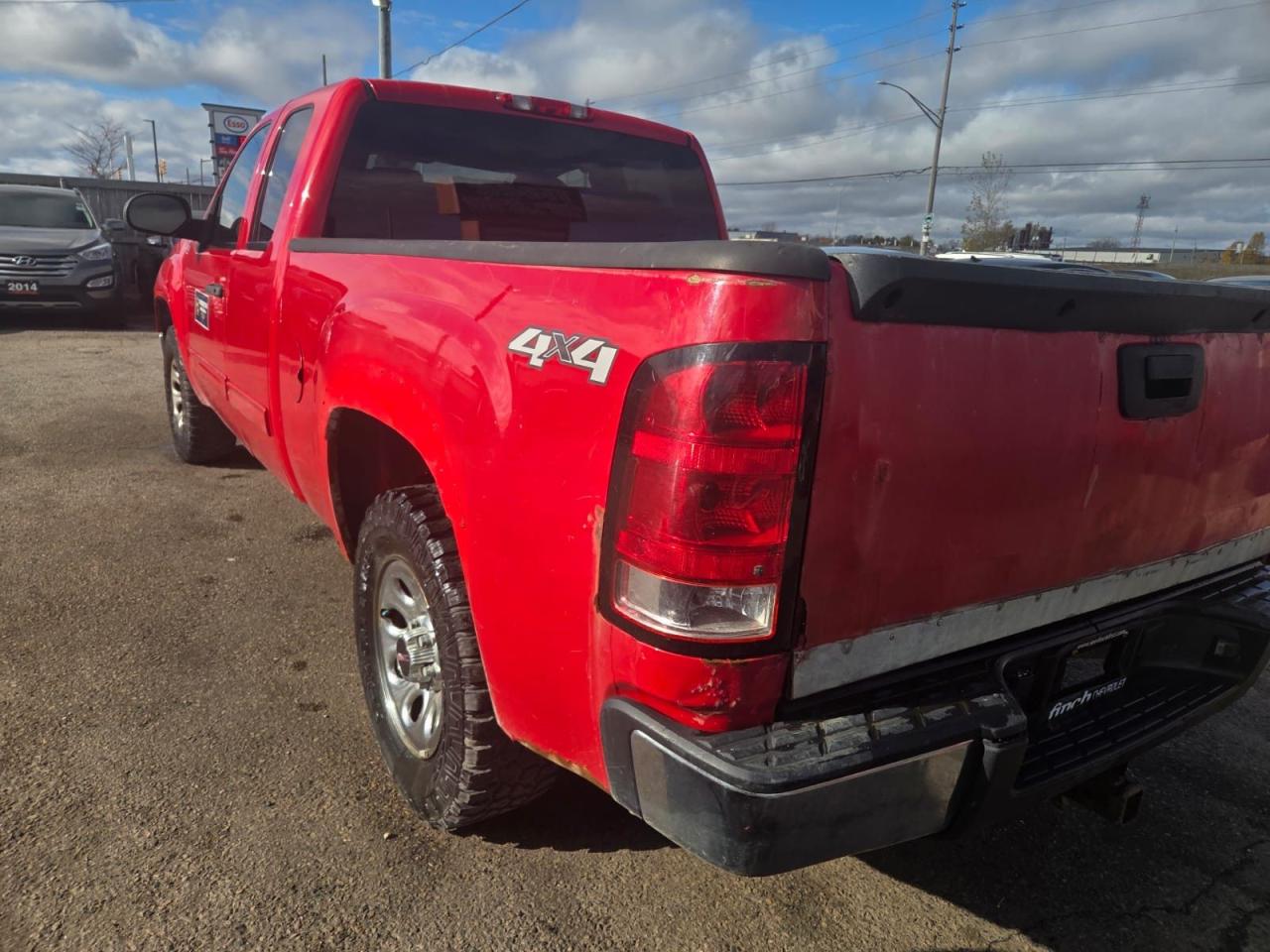 2013 GMC Sierra 1500 SLE, EXT CAB, 4X4, AUTO, V8, AS IS SPECIAL Photo2