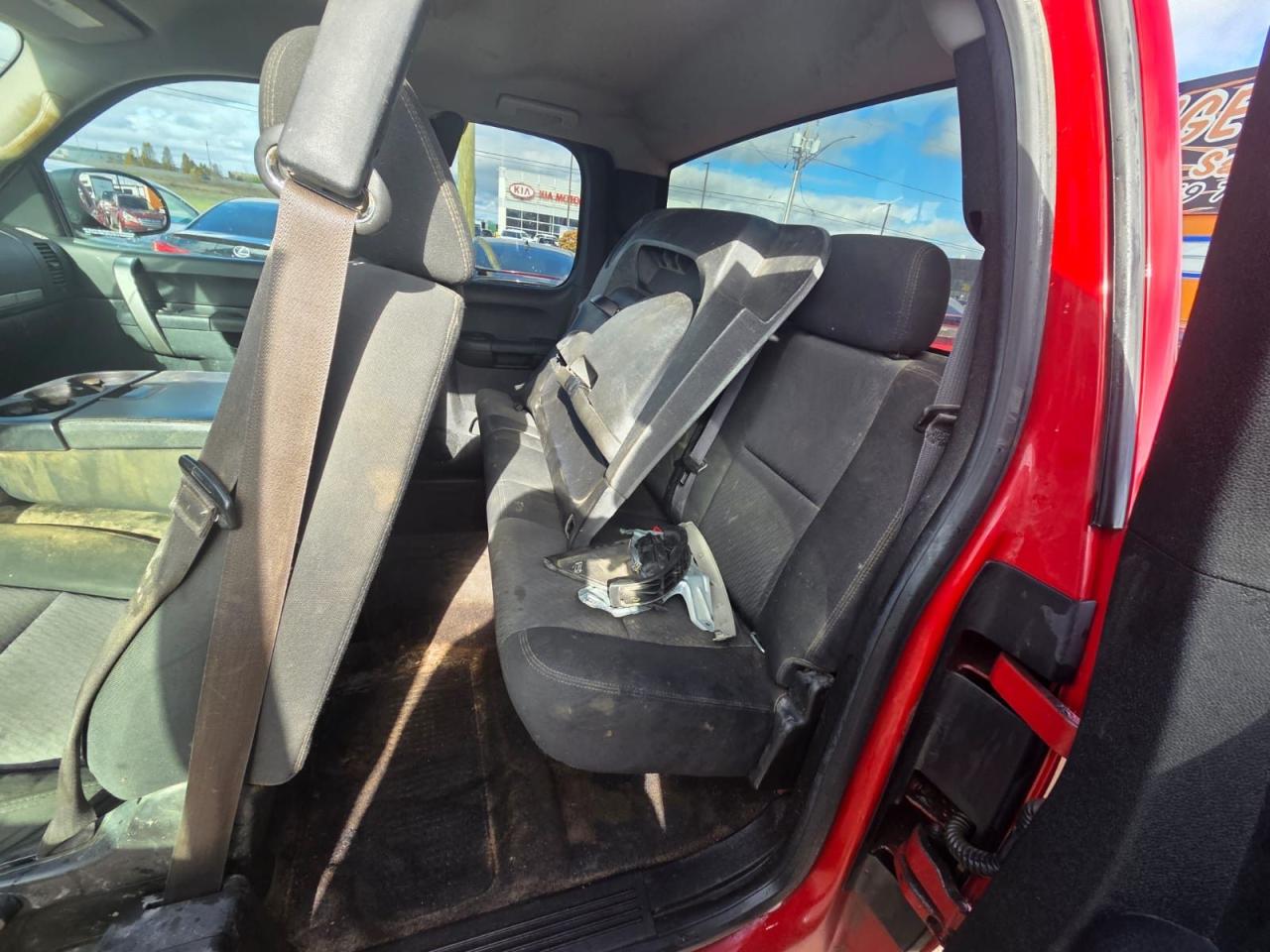 2013 GMC Sierra 1500 SLE, EXT CAB, 4X4, AUTO, V8, AS IS SPECIAL - Photo #11