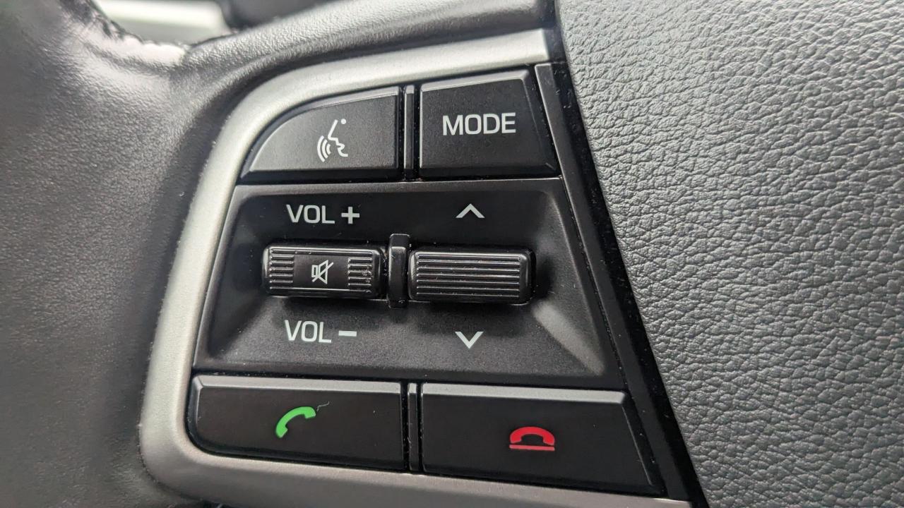 2017 Hyundai Elantra GL - Photo #16