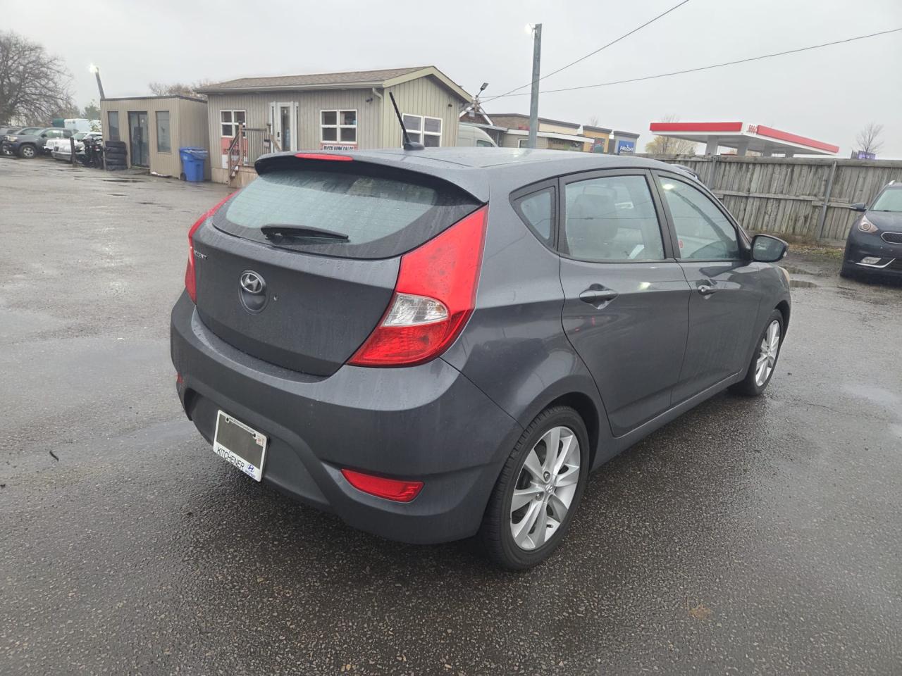 2013 Hyundai Accent GLS, HATCH, ALLOYS, ONLY 51KMS, CERTIFIED - Photo #4