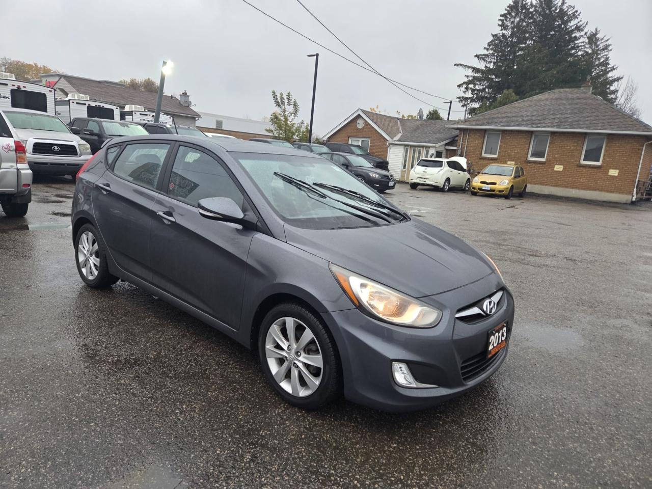 2013 Hyundai Accent GLS, HATCH, ALLOYS, ONLY 51KMS, CERTIFIED - Photo #6