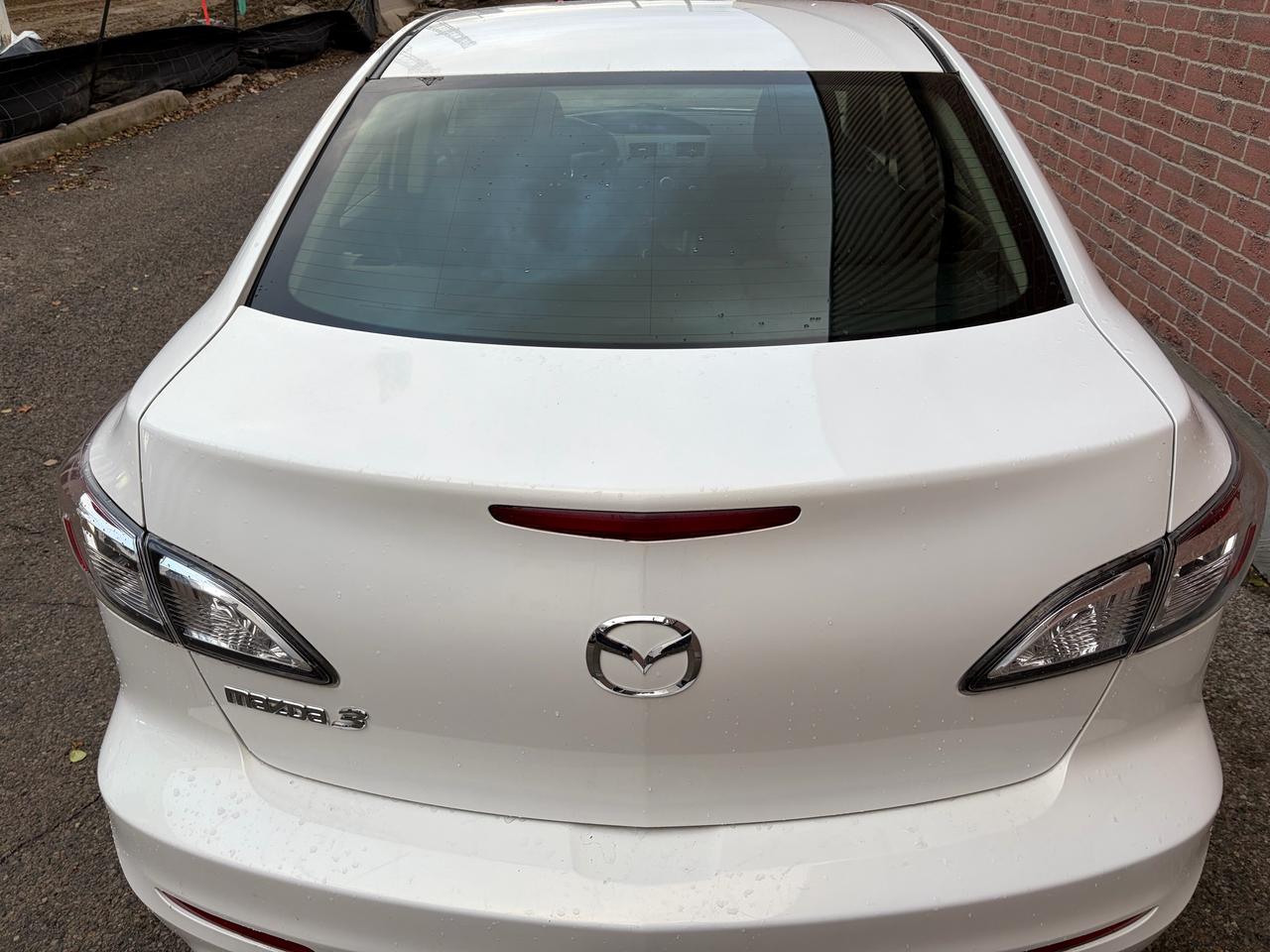 2012 Mazda MAZDA3 GX Photo