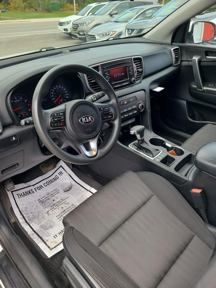 2017 Kia Sportage LX - Photo #5