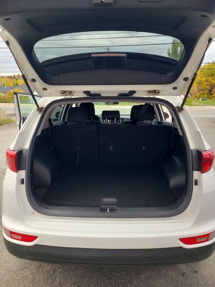 2017 Kia Sportage LX - Photo #8