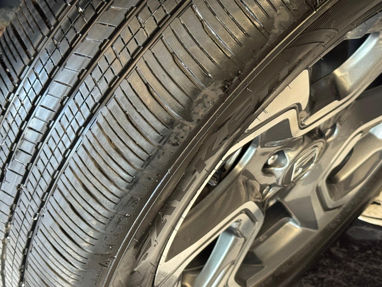 2018 Honda CR-V EX-L AWD+New Brakes+Roof+Leather+CLEAN CARFAX Photo73