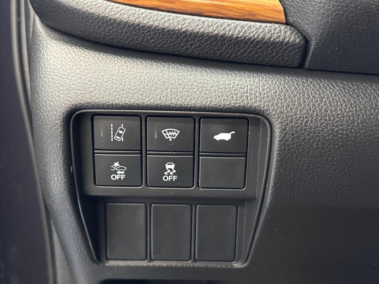 2018 Honda CR-V EX-L AWD+New Brakes+Roof+Leather+CLEAN CARFAX Photo