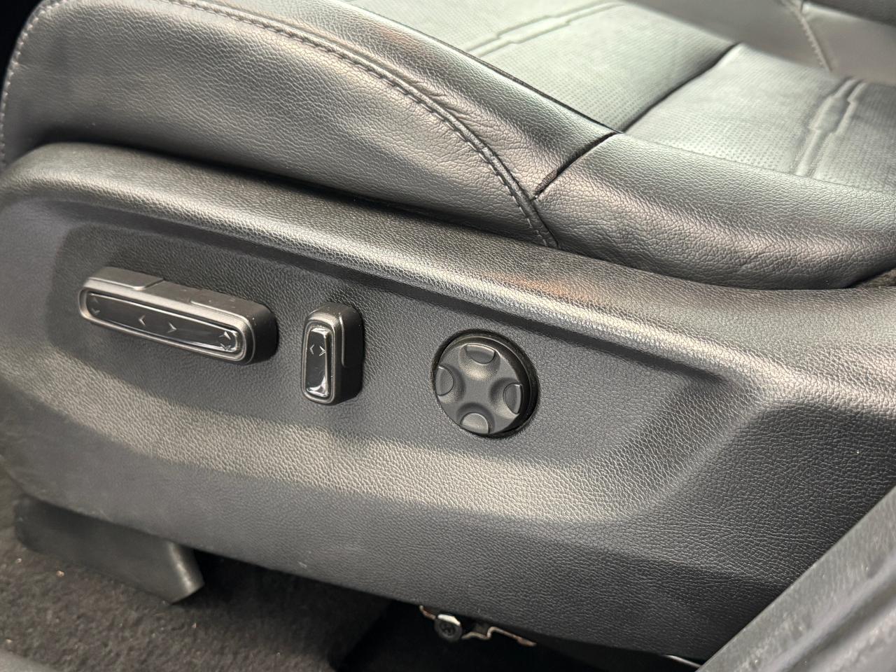 2018 Honda CR-V EX-L AWD+New Brakes+Roof+Leather+CLEAN CARFAX Photo