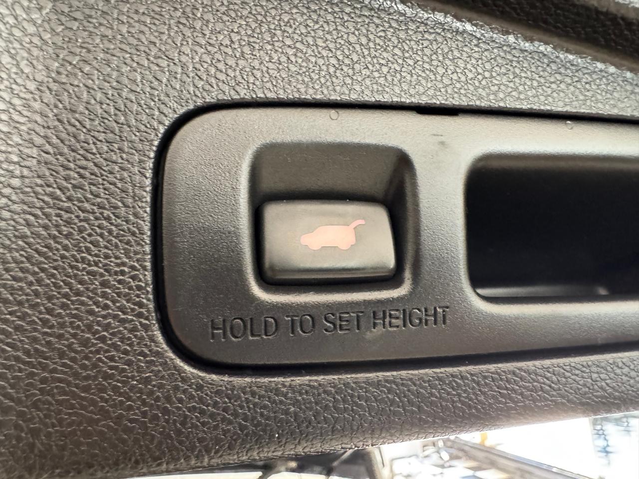 2018 Honda CR-V EX-L AWD+New Brakes+Roof+Leather+CLEAN CARFAX Photo4