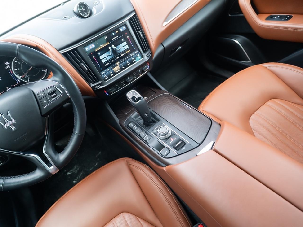 2021 Maserati Levante GranLusso 3.0L  ONLY 19,532 KMS Photo9