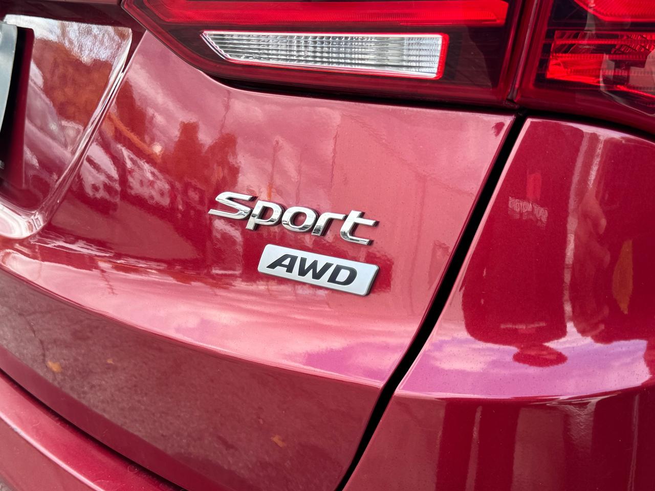 2018 Hyundai Santa Fe Sport SE AWD+New Brakes+Leather+Roof+CLEAN CARFAX Photo109