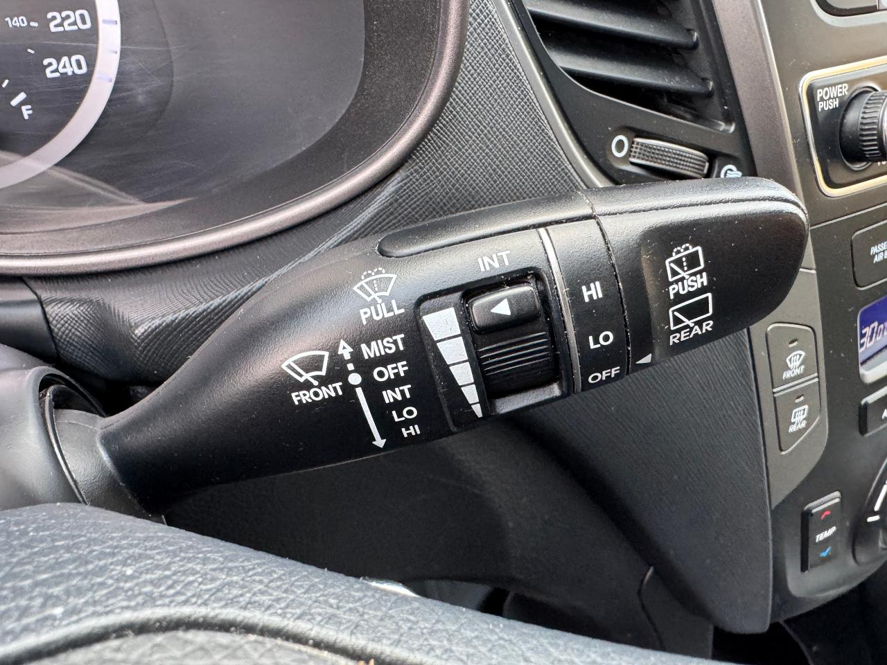 2018 Hyundai Santa Fe Sport SE AWD+New Brakes+Leather+Roof+CLEAN CARFAX Photo40