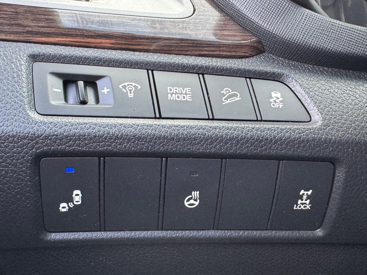 2018 Hyundai Santa Fe Sport SE AWD+New Brakes+Leather+Roof+CLEAN CARFAX Photo60