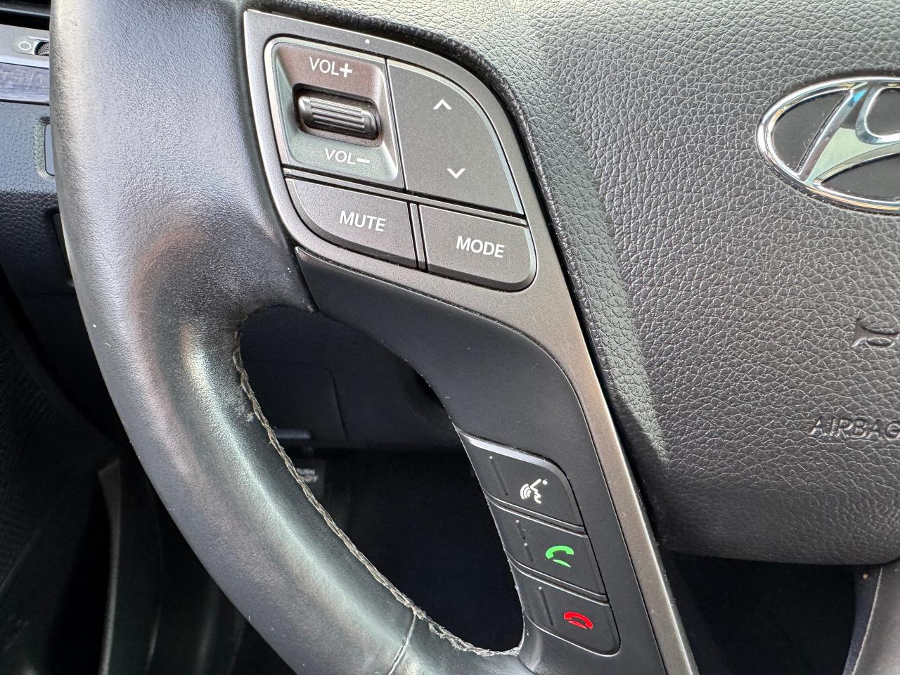 2018 Hyundai Santa Fe Sport SE AWD+New Brakes+Leather+Roof+CLEAN CARFAX Photo39