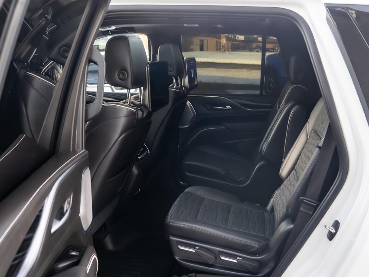 2023 Cadillac Escalade AWD   V-Series Photo41