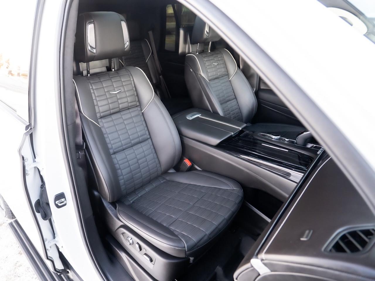 2023 Cadillac Escalade AWD   V-Series Photo21