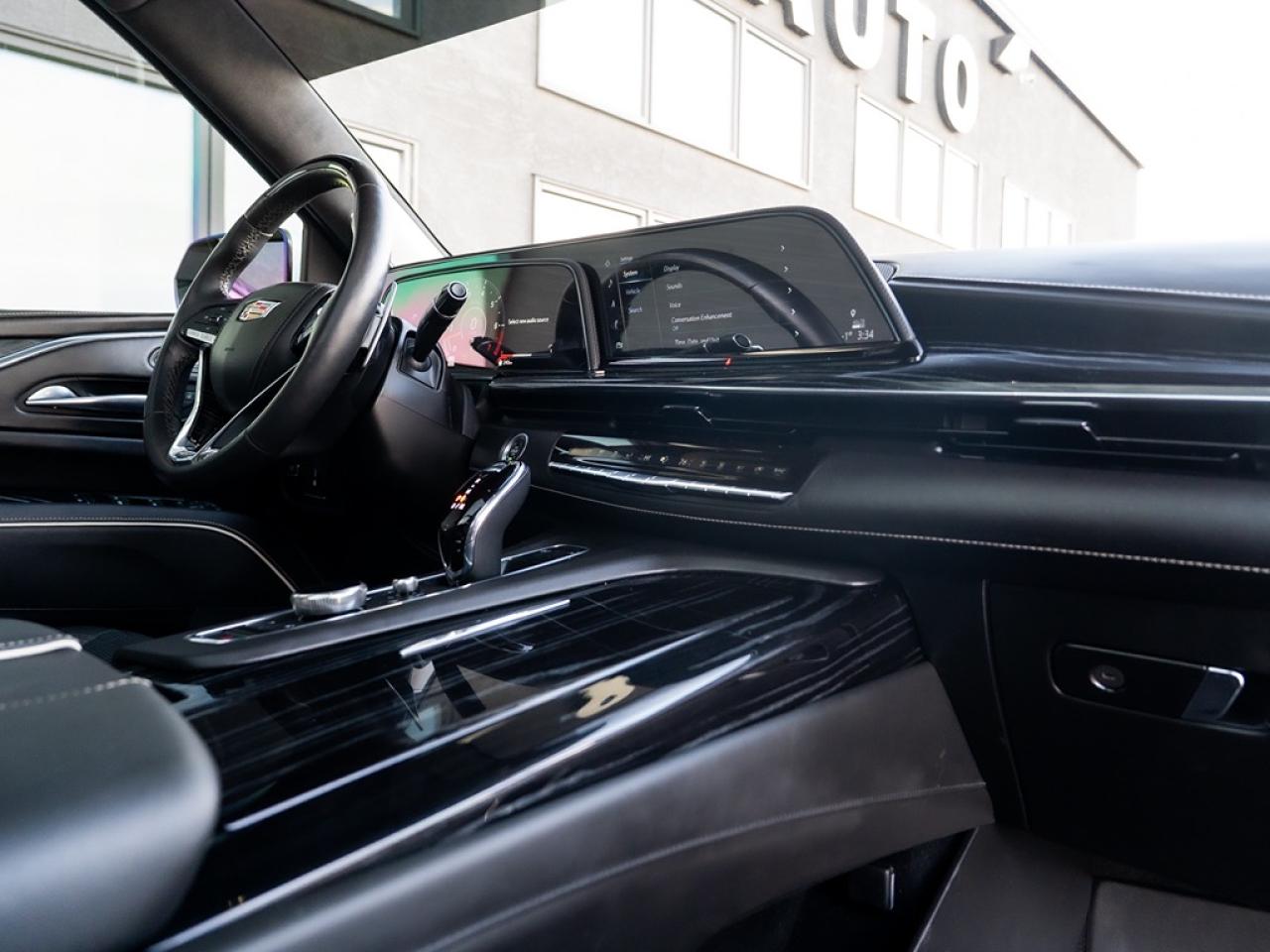 2023 Cadillac Escalade AWD   V-Series Photo45