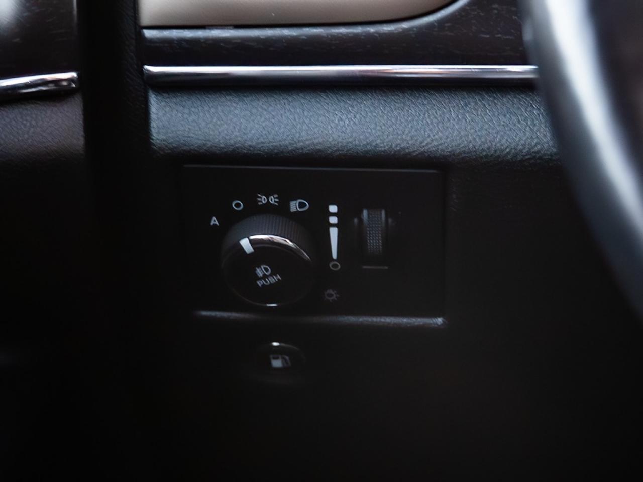 2015 Jeep Grand Cherokee 4WD 4Dr Limited Photo42