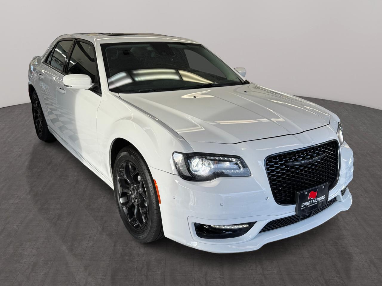 2023 Chrysler 300 300 Touring L AWD+Adaptive Cruise+Roof+Leather Photo11