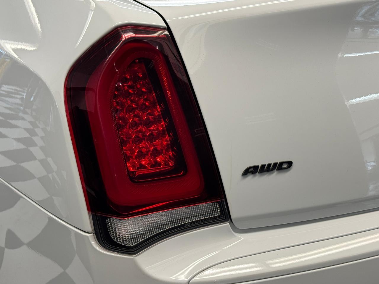 2023 Chrysler 300 300 Touring L AWD+Adaptive Cruise+Roof+Leather Photo64