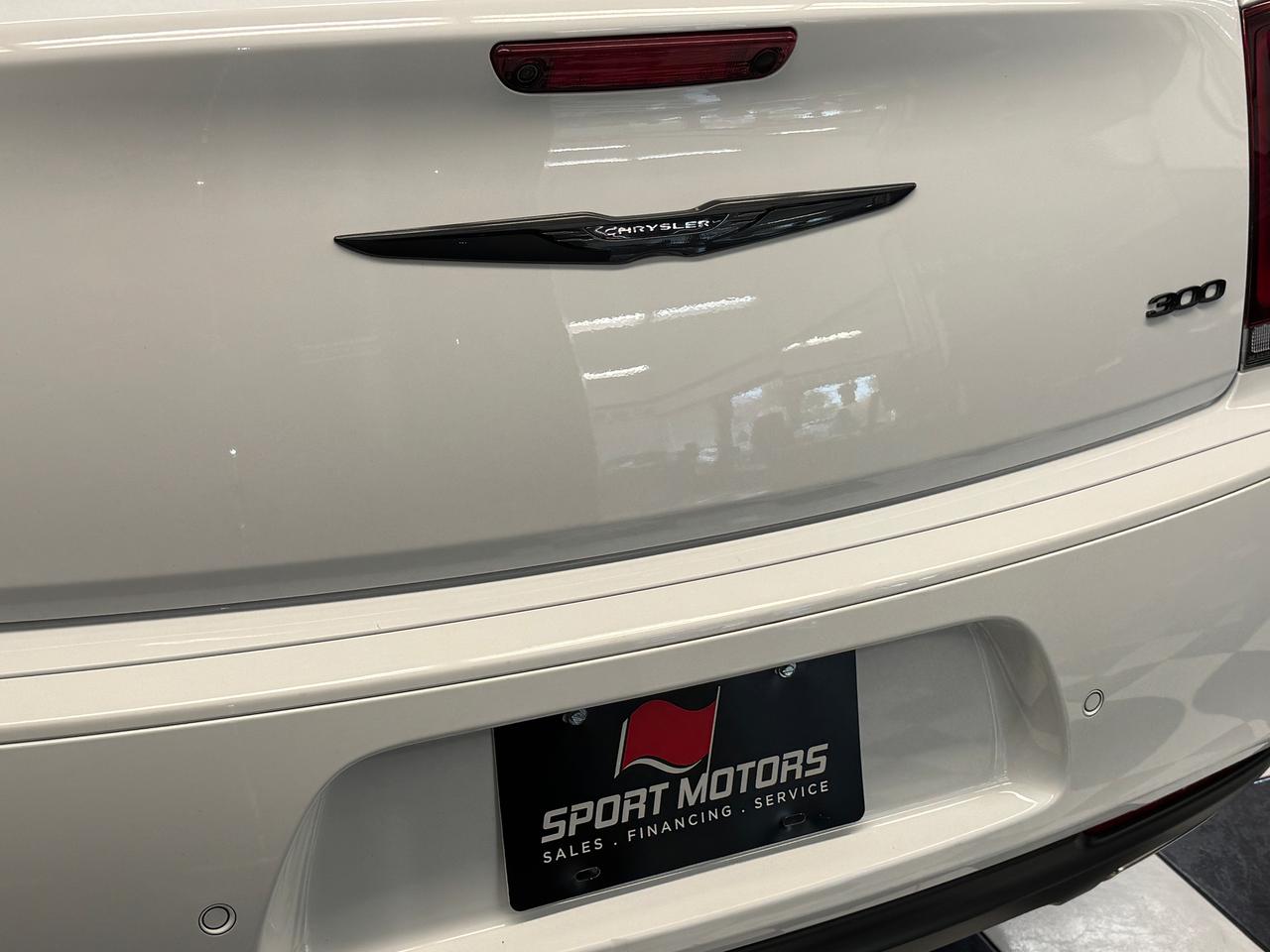 2023 Chrysler 300 300 Touring L AWD+Adaptive Cruise+Roof+Leather Photo65