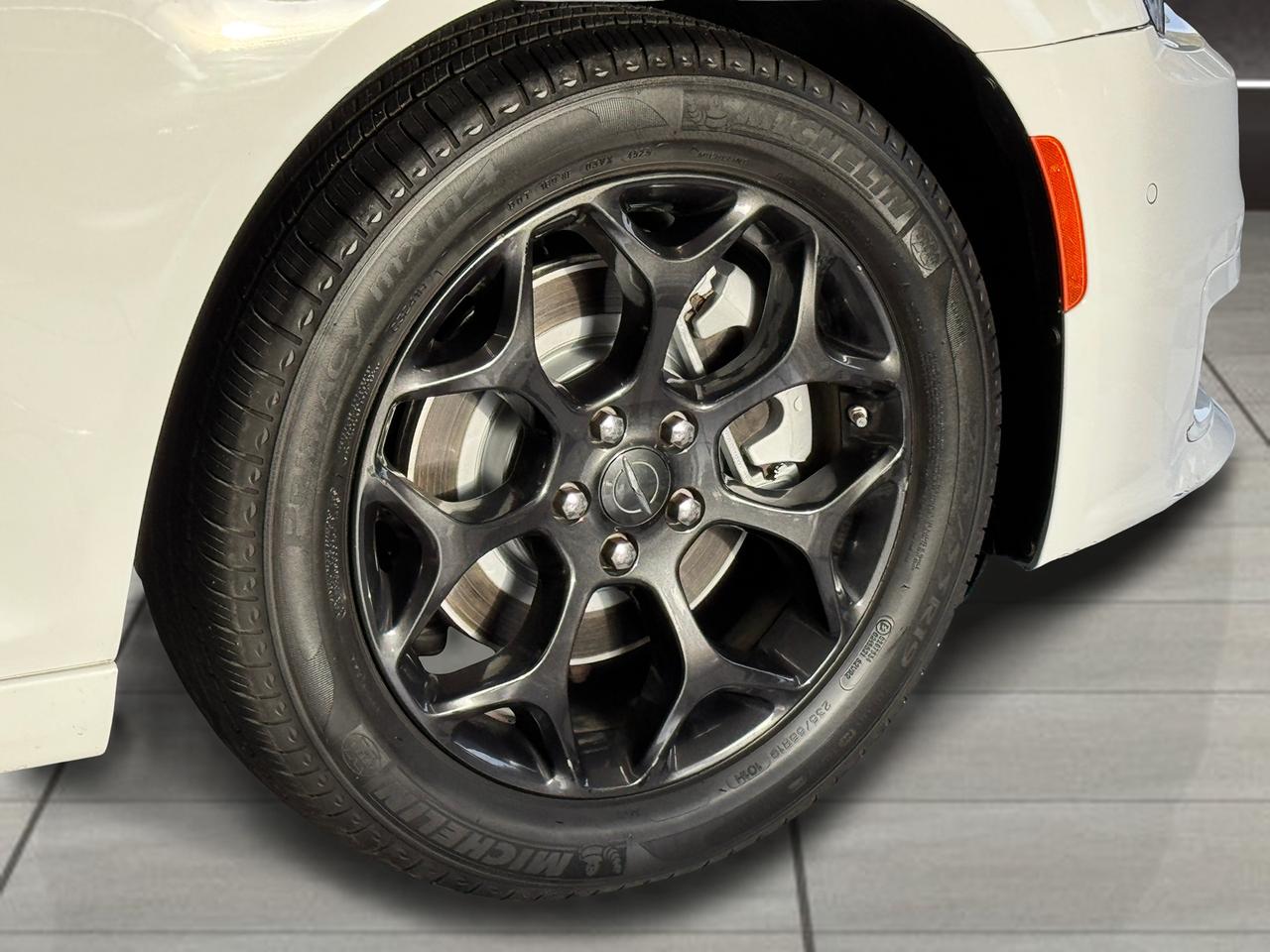 2023 Chrysler 300 300 Touring L AWD+Adaptive Cruise+Roof+Leather Photo127