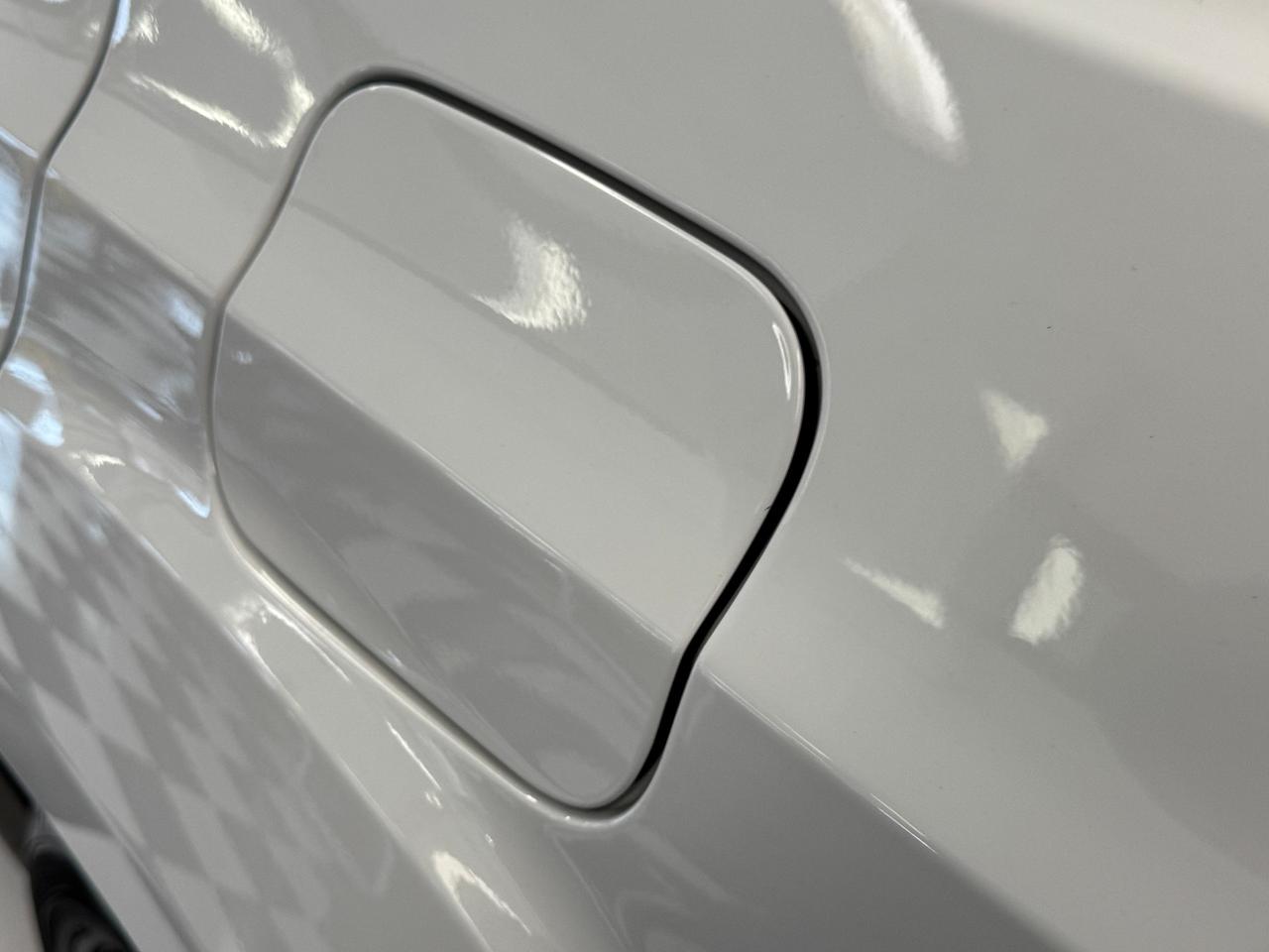 2023 Chrysler 300 300 Touring L AWD+Adaptive Cruise+Roof+Leather Photo