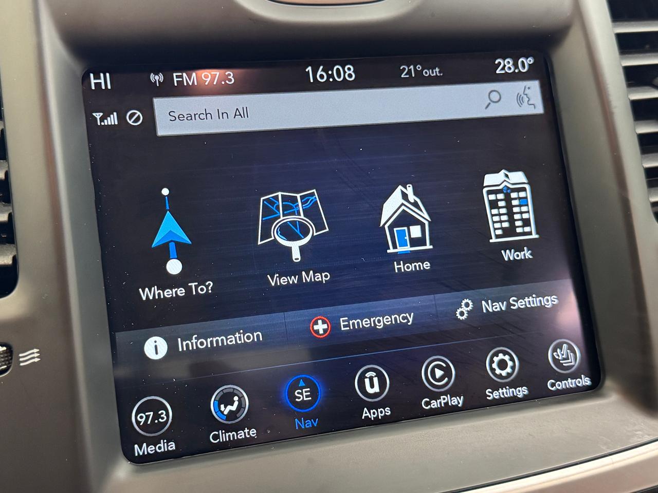 2023 Chrysler 300 300 Touring L AWD+Adaptive Cruise+Roof+Leather Photo36