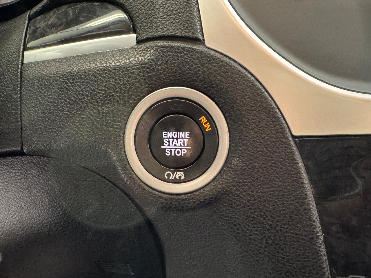 2023 Chrysler 300 300 Touring L AWD+Adaptive Cruise+Roof+Leather Photo118