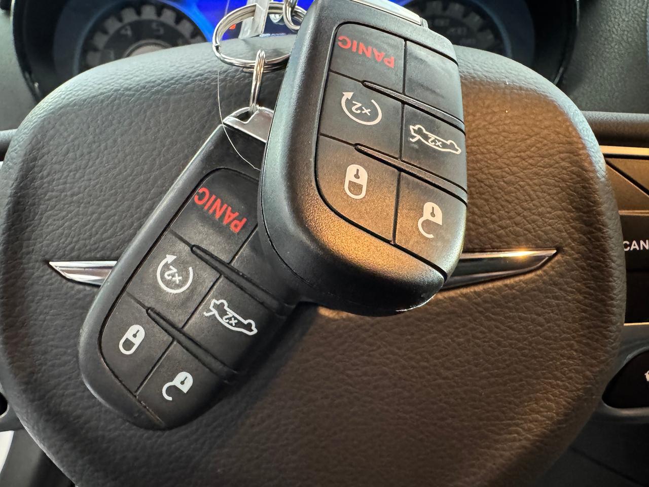 2023 Chrysler 300 300 Touring L AWD+Adaptive Cruise+Roof+Leather Photo81