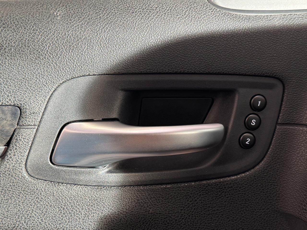 2023 Chrysler 300 300 Touring L AWD+Adaptive Cruise+Roof+Leather Photo55