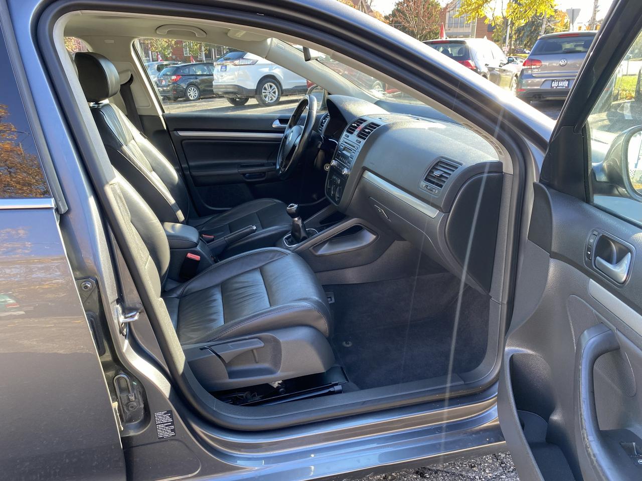 2006 Volkswagen Jetta 2.5L/Low KM/No Accident/Gas Saver/Leather/Roof - Photo #9