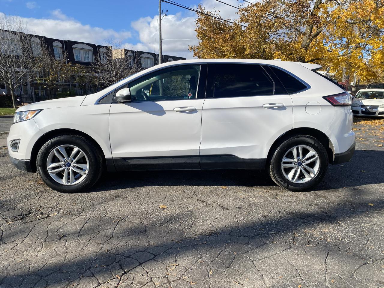 2017 Ford Edge SEL/Automatic/2.0L Gas Saver/Navi/Backup Camera - Photo #2