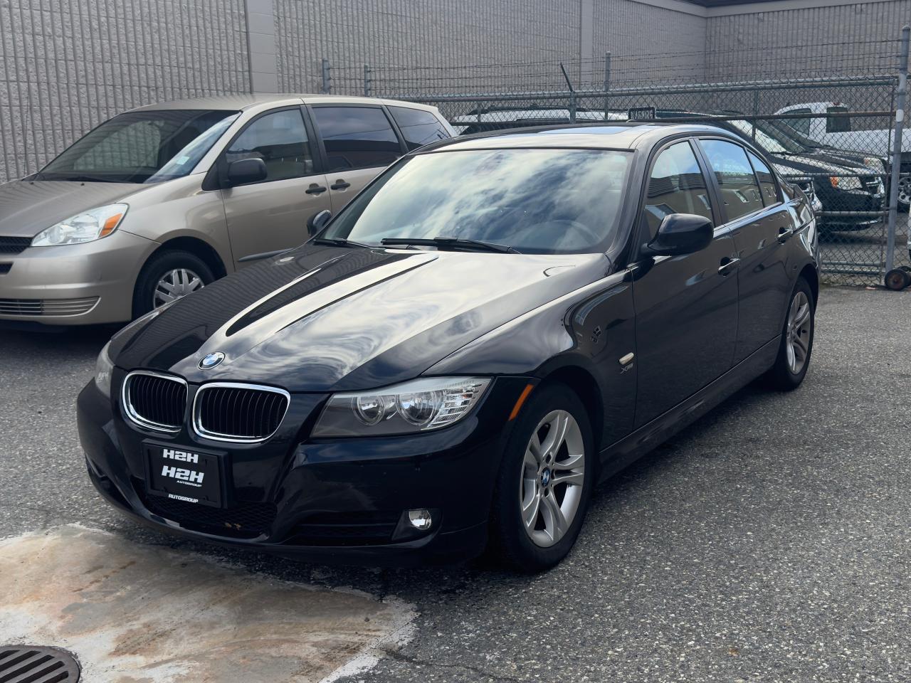 Used 2011 BMW 3 Series 328i xDrive Executive Edition FINANCING AVAILABLE for sale in Langley, BC