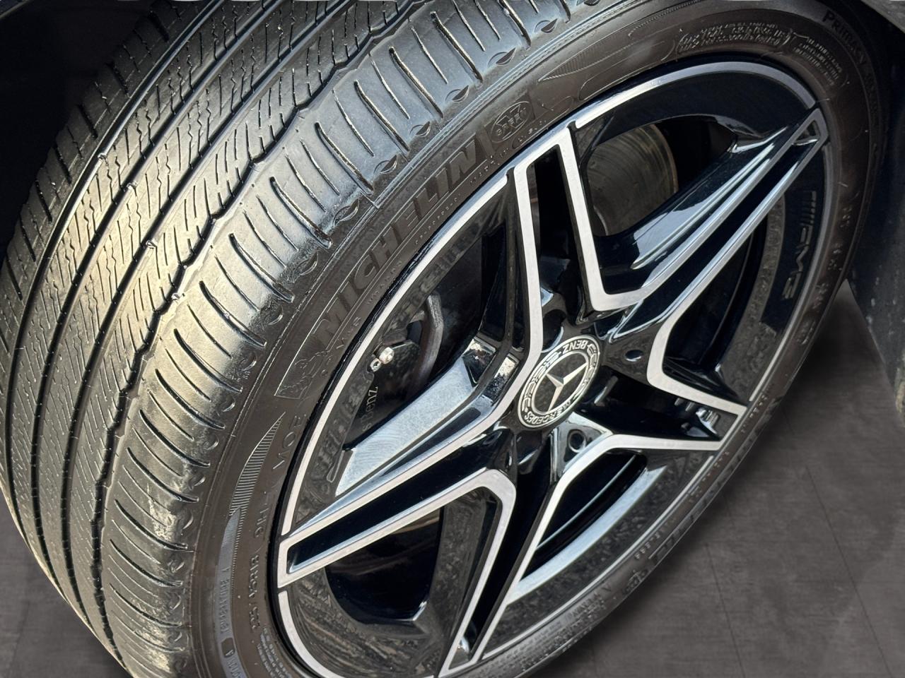 2019 Mercedes-Benz A-Class A 250 4MATIC+360 CAM+Roof+2 Tone+CLEAN CARFAX Photo5