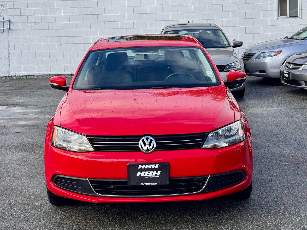 2014 Volkswagen Jetta Comfortline FINANCING AVAILABLE Photo2