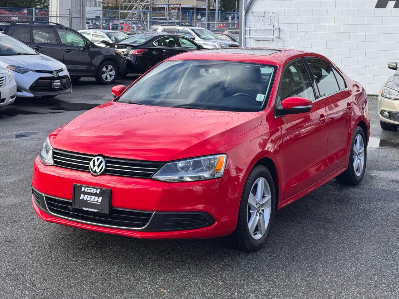 Used 2014 Volkswagen Jetta Comfortline FINANCING AVAILABLE for sale in Surrey, BC