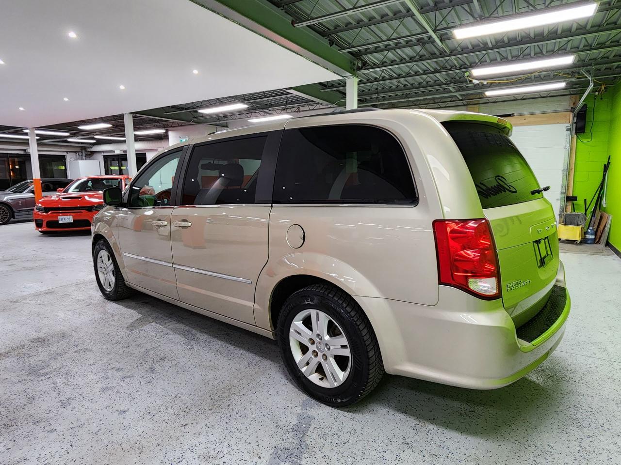 2016 Dodge Grand Caravan Crew Heated Seats, Heated Wheel Auto Start - Photo #14