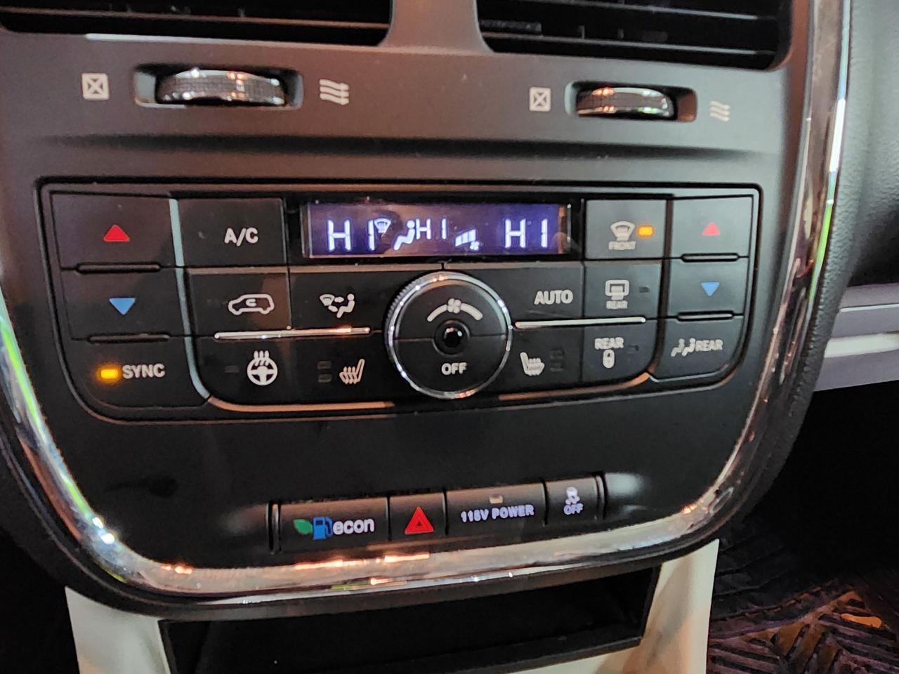 2016 Dodge Grand Caravan Crew Heated Seats, Heated Wheel Auto Start - Photo #29