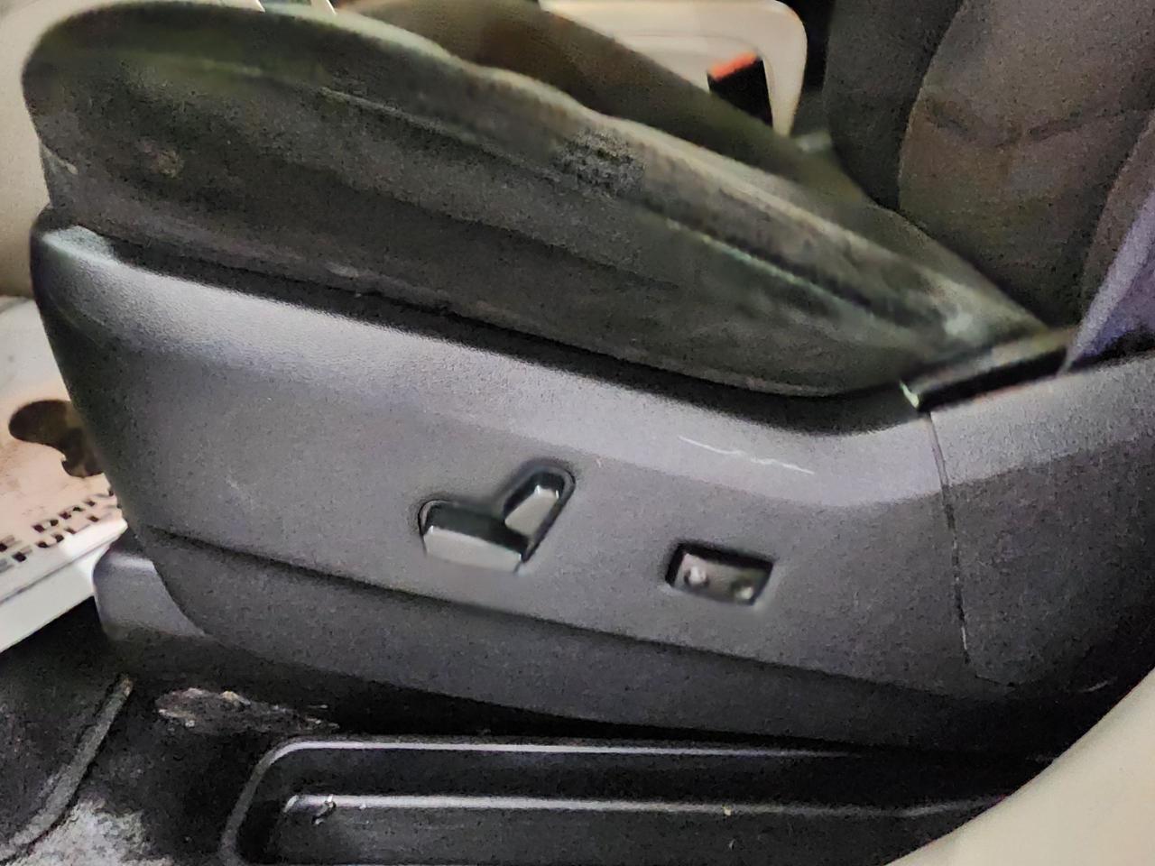 2016 Dodge Grand Caravan Crew Heated Seats, Heated Wheel Auto Start Photo